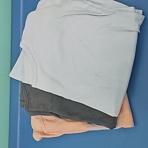 4 MAURICES tank tops size sm-med